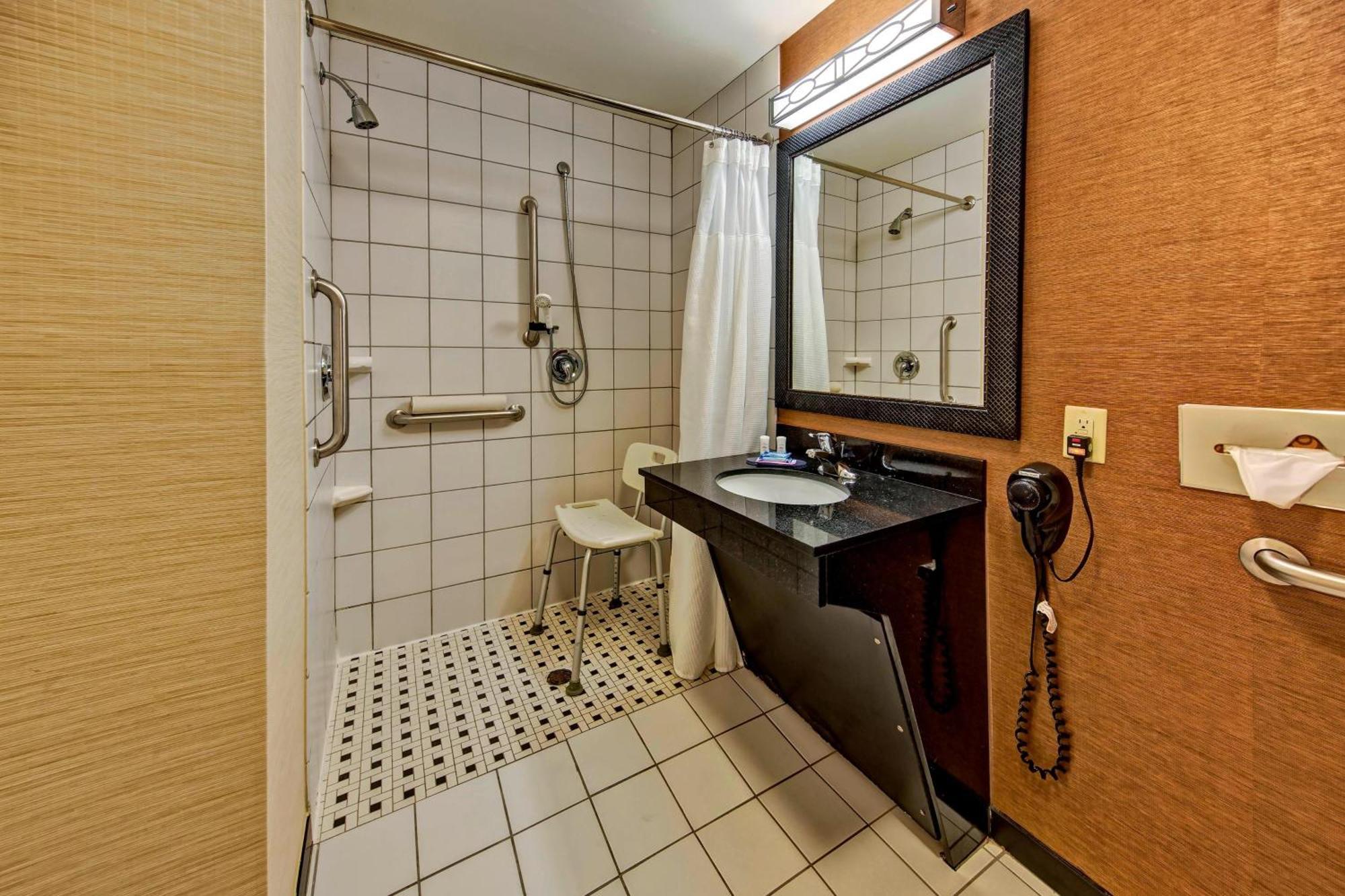 Fairfield Inn & Suites By Marriott Oklahoma City Nw Expressway/Warr Acres Екстериор снимка